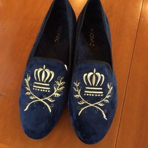 Vionic Romi Blue Velvet Flats NEW